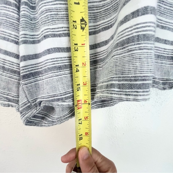 J. Jill Love Linen/ Cotton blend Striped Shorts - Gray and White - Picture 8 of 9